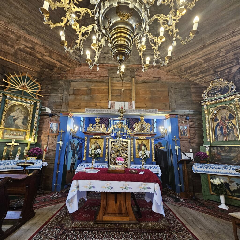 Zabytkowa cerkiew w Hrebennem