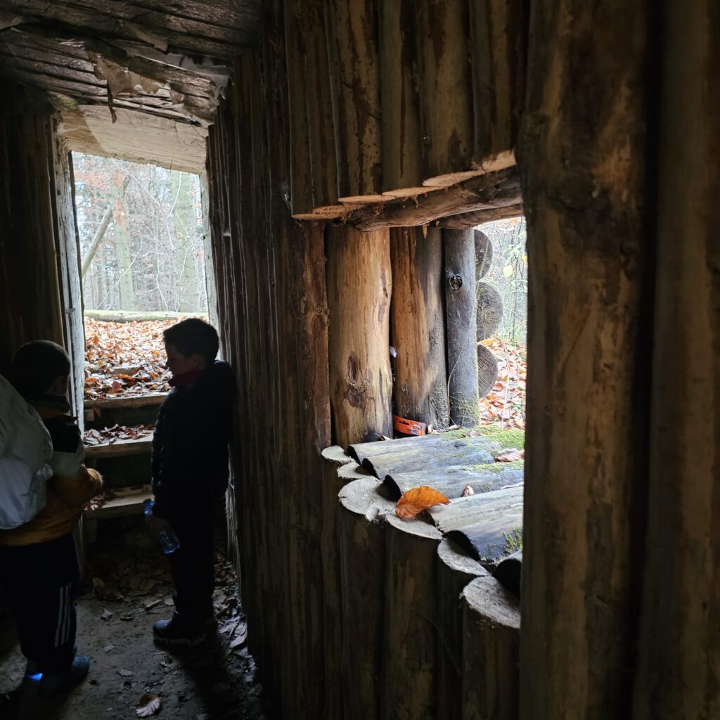 Bunkier partyzancki w Łukaszowcu – punkt na trasie rajdu