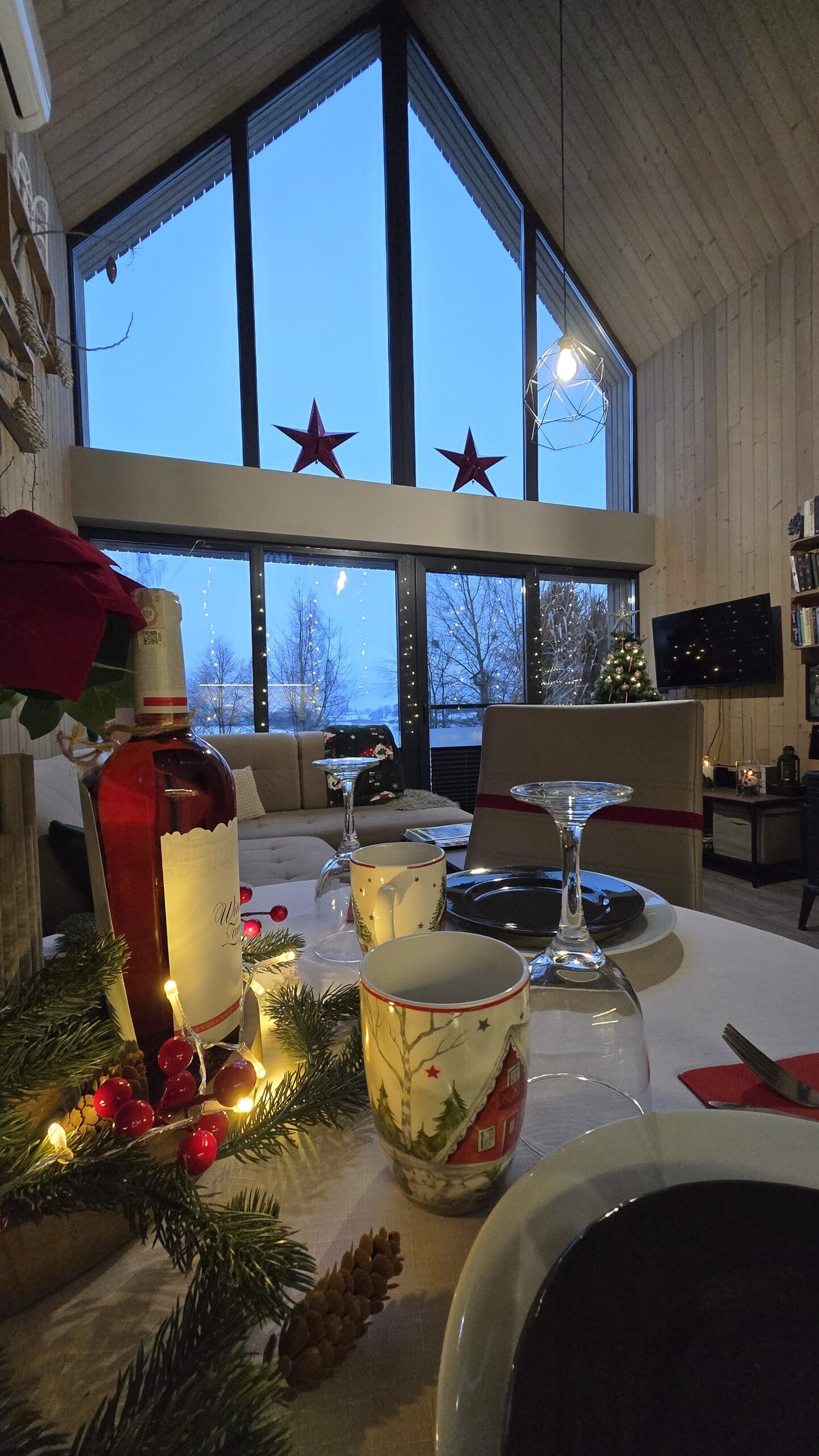 Zimowy klimat w domkach do wynajęcia Hyttenawyspie